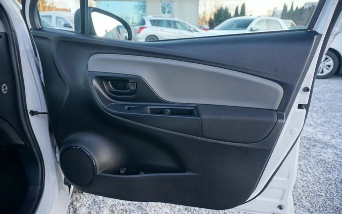 Toyota Yaris cena 45700 przebieg: 171574, rok produkcji 2018 z Grodków małe 562